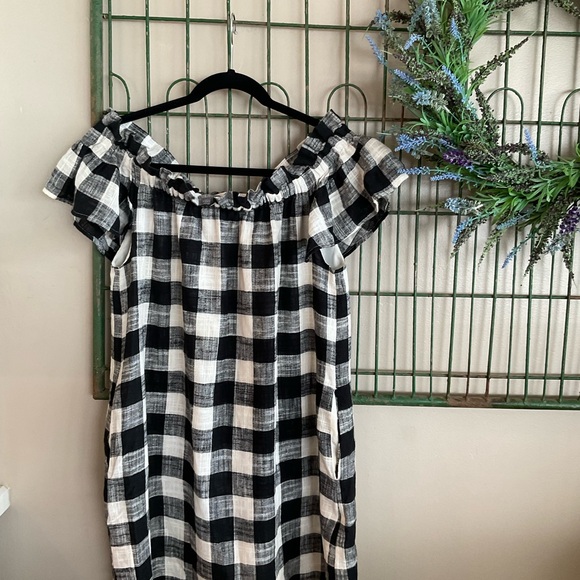 EUC Corey Lynn Calter Anthropologie Black & White Off Shoulder Dress Small - Picture 2 of 4